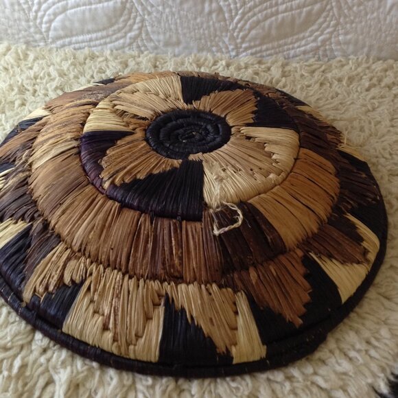 VTG African Woven Basket; Coiled Peace Basket, Natural Dyes, Spiral Pattern, - Picture 3 of 4